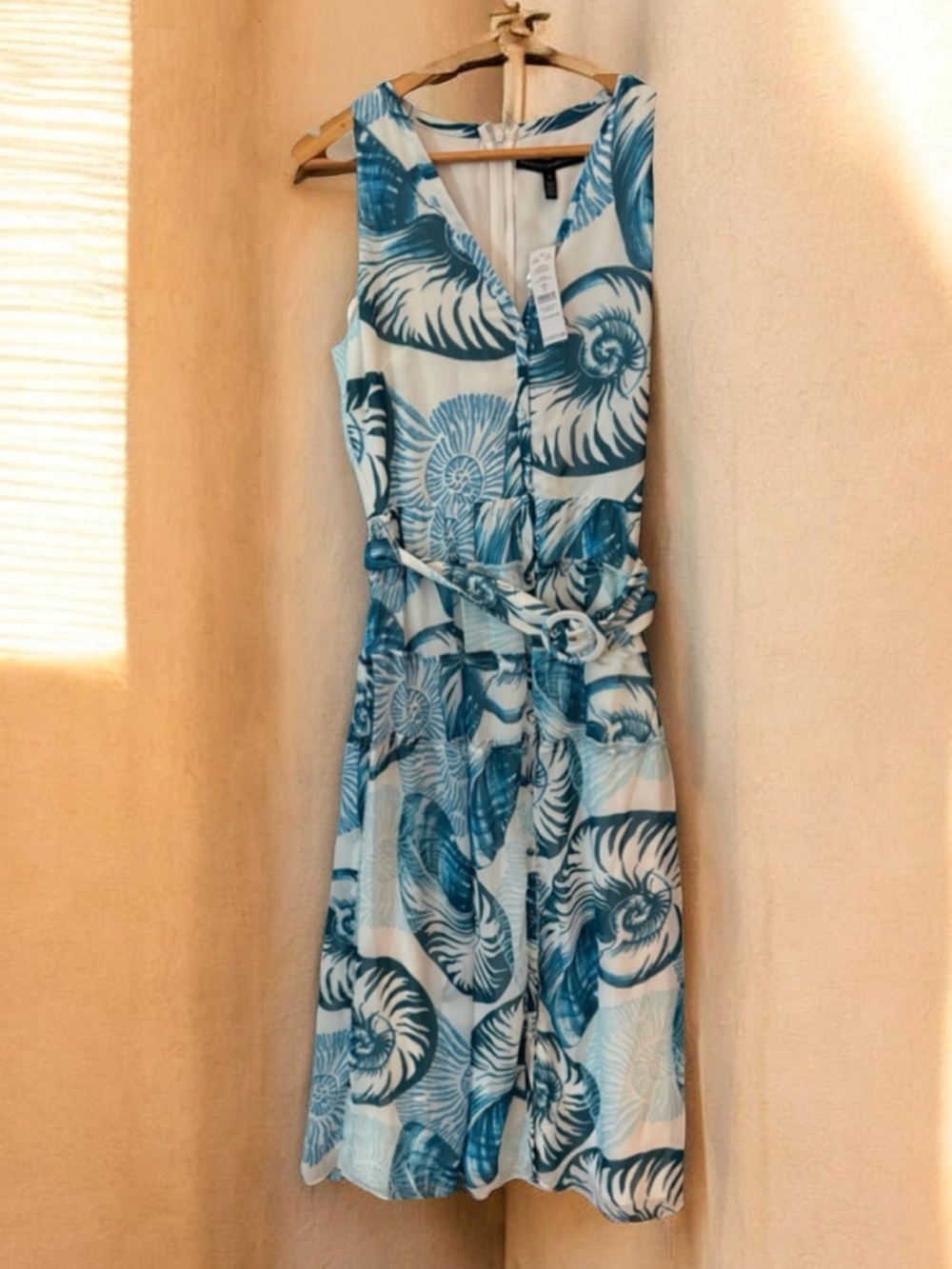 White House Black Market Teal White Shell Print Dress Size 6